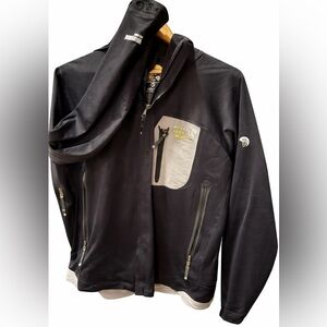 Mountain Hardware Synchro Men’s Large Hooded Windstopper Soft Shell Jacket